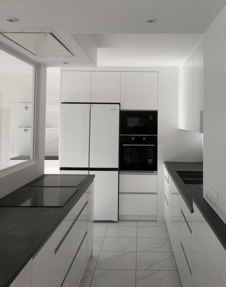 Cuisine blanche et noire